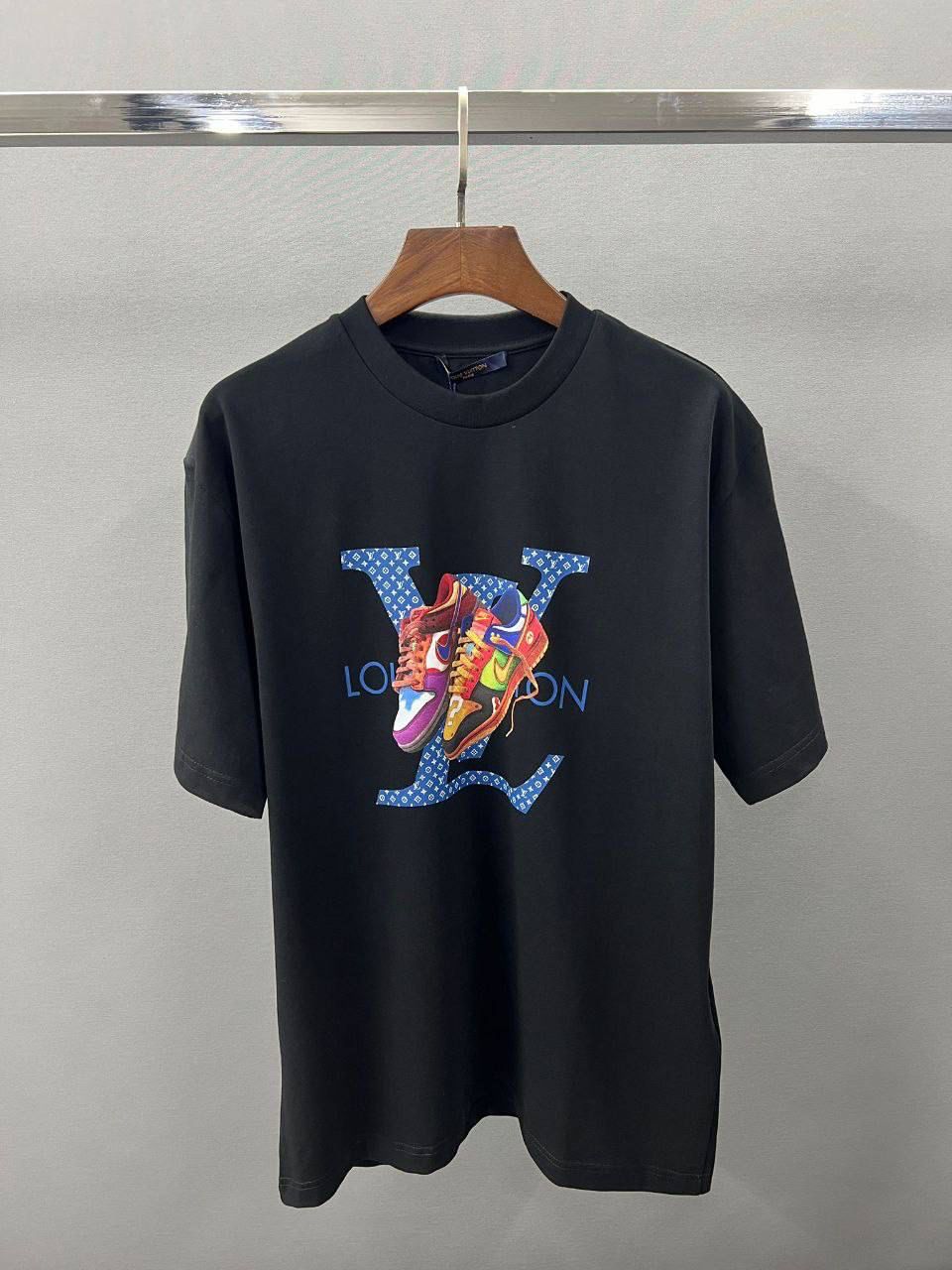 LOUIS VUITTON T-Shirt